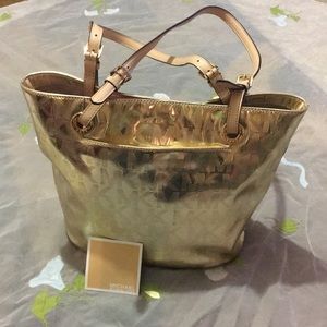 ✨ Michael Kors ✨